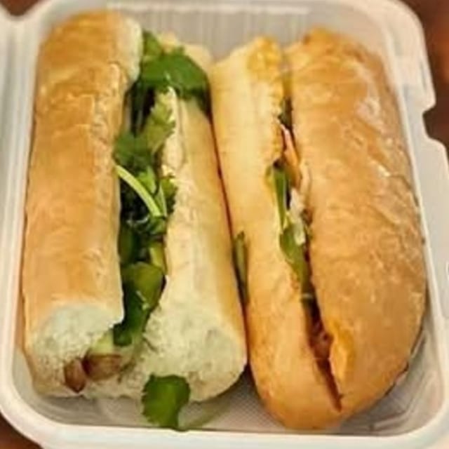 BM7.  Grilled chicken sandwich.